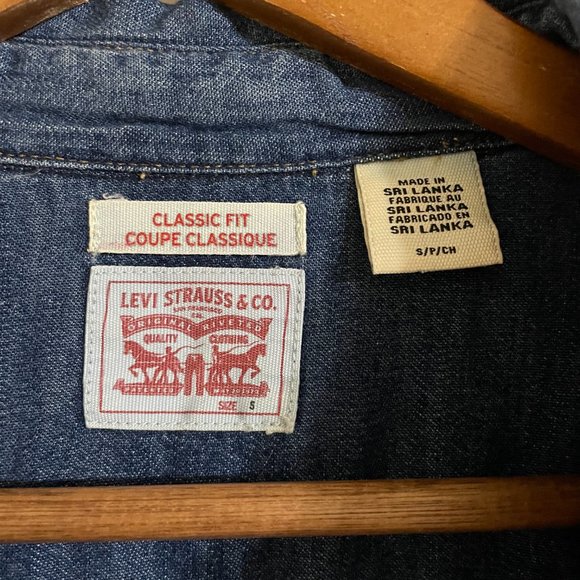 Levi's Denim Western Button Down Shirt - Picture 7 of 8